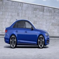 Комплектации Audi A4