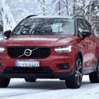 Комплектации Volvo XC40