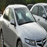 Лобовое стекло на Accord 7