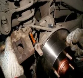 Особенности ремонта заднего суппорта на Lancer 10