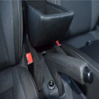 Подлокотник Skoda Rapid