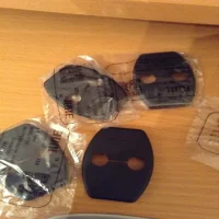 Накладки на петли дверей Camry 40