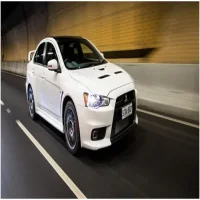 Подкрылки на Lancer 10