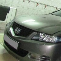 Передний бампер на Honda Accord 7