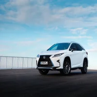 Комплектации Lexus RX200t