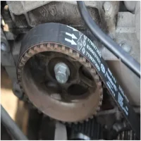 Ремень ГРМ на Renault Logan