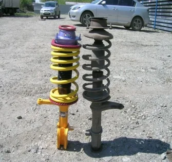 Как прокачать стойки амортизатора