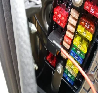 Предохранители Skoda Rapid