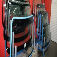 Заднее стекло на Volkswagen Polo