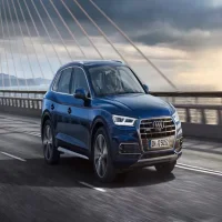 Комплектации Audi Q5