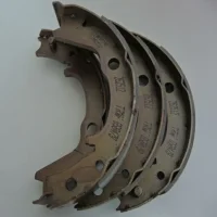 Колодки ручного тормоза на Lancer 10