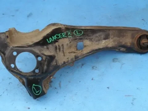 Выбор задних сайлентблоков для Lancer 10