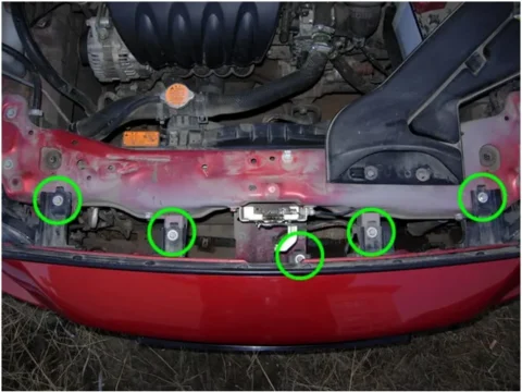 Крыло, подкрылок на Toyota Corolla 150