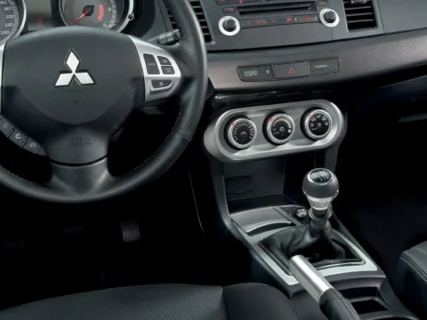 Подогрев сидений на Lancer 10