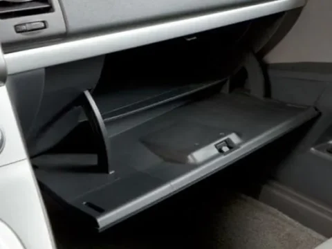 Бардачок Camry 40