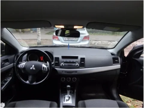 Подстаканники для Lancer X
