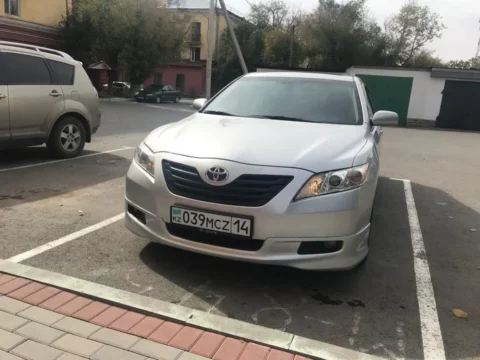Лампы на Camry 40