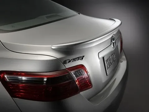 Описание спойлеров на Camry 40