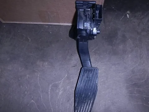 Педали на Chevrolet Cruze