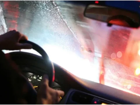 Почему потеют стекла на Chevrolet Cruze