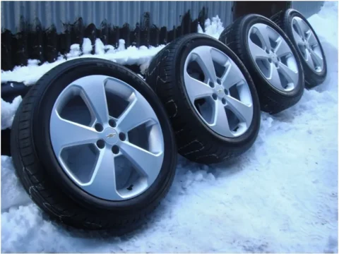 Выбираем шины на Chevrolet Cruze