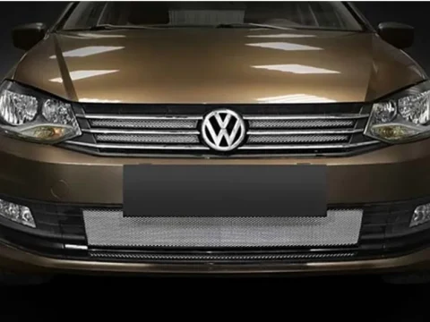 Решетка на радиатор Volkswagen Polo