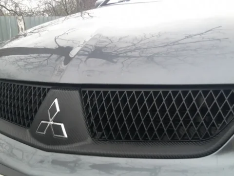 Решетка радиатора Lancer 9