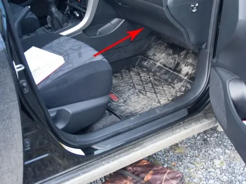 Салонный фильтр на Corolla 150