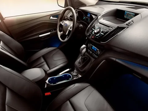 Комплектации Ford Kuga