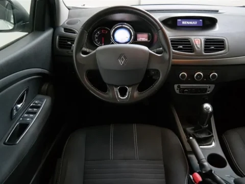 Предохранители Renault Fluence