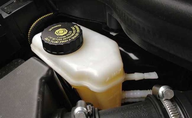 Тормозная жидкость на Форд Фокус 2