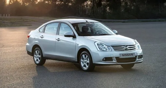 Nissan Almera G15